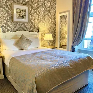 Baggot Court Townhouse 3* Dublin
